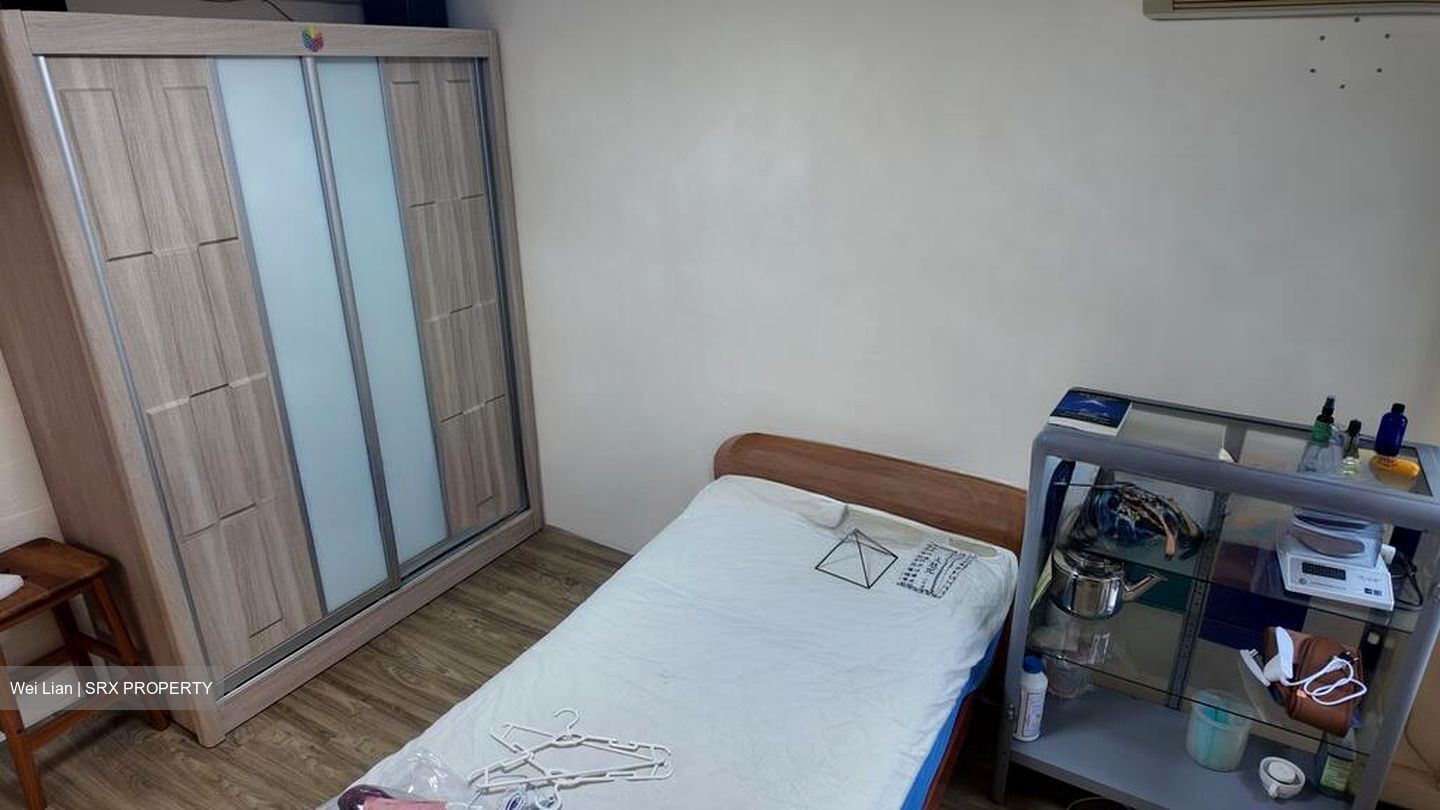 Blk 2 Brickworks Estate (Bukit Merah), HDB 3 Rooms #512357311